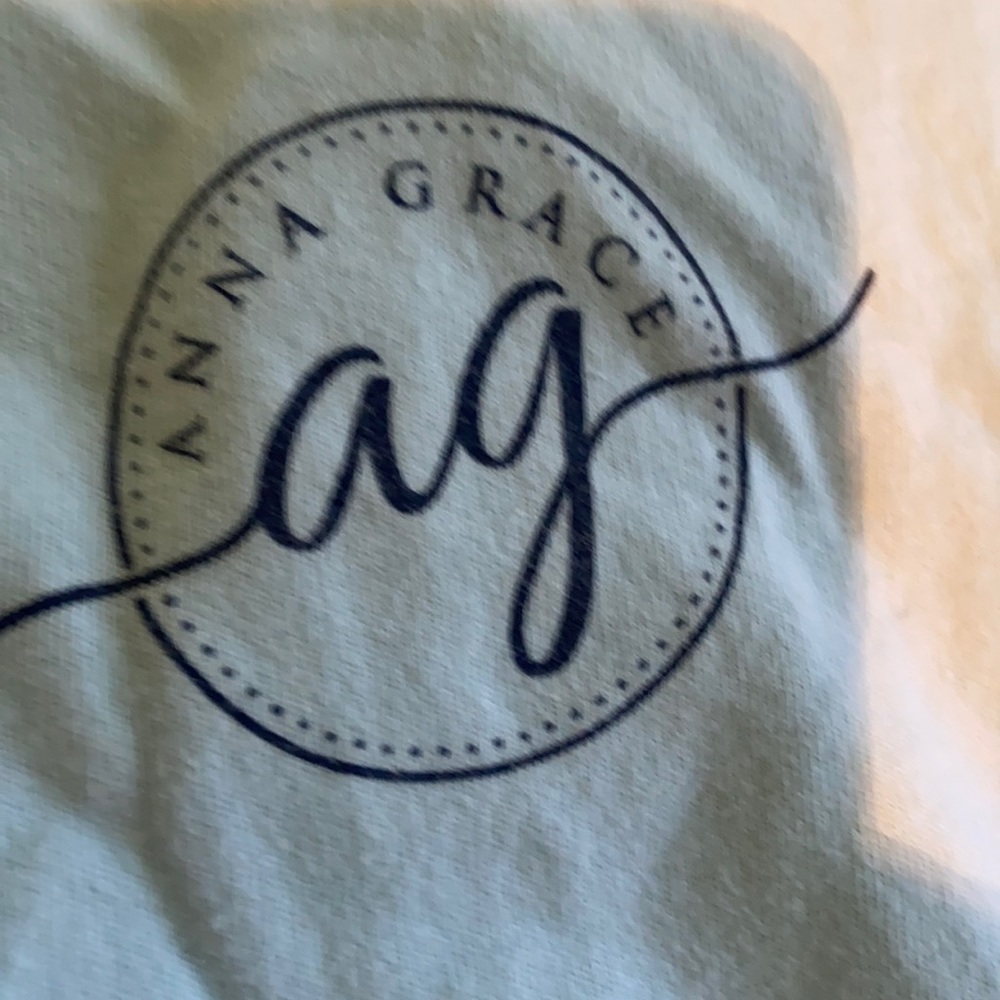 Women’s Anna grace shirt